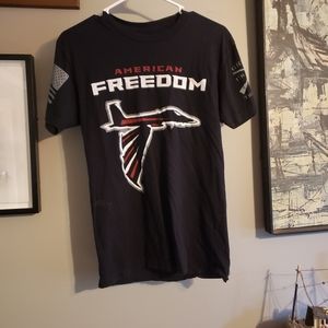 Grunt style mens small Atlanta falcons tee